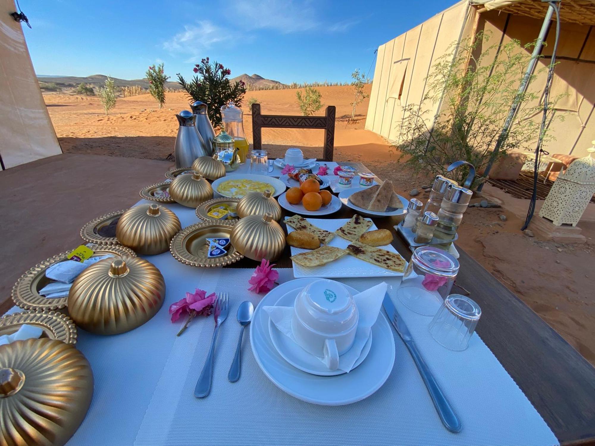 Merzouga Heart Luxury Camp Exterior photo